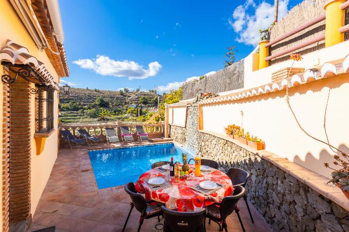 ,Terrace area . - Villa Las Palomas 2 . (Galleria fotografica) }}