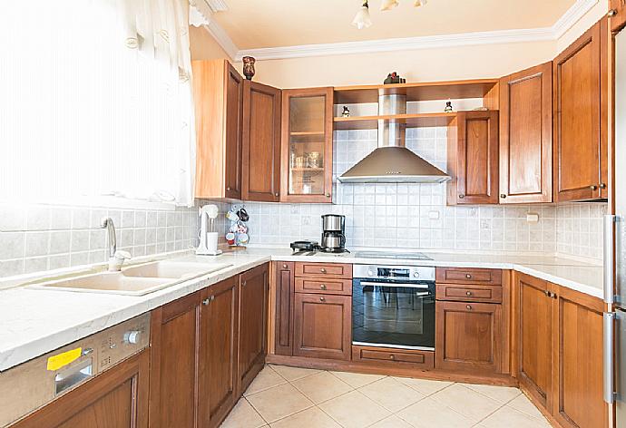  . - Villa Spartera . (Photo Gallery) }}