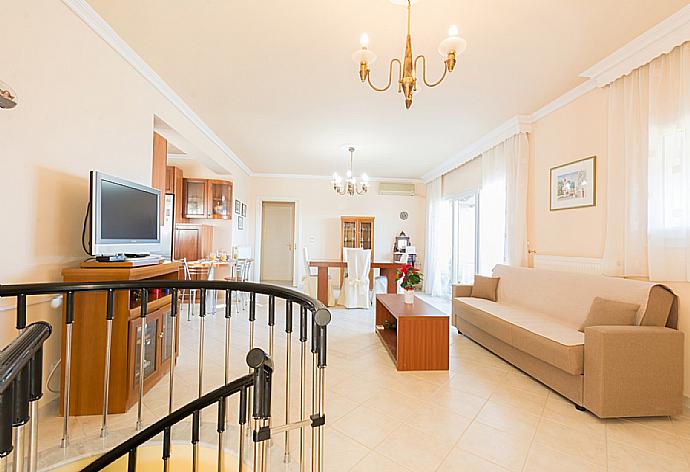  . - Villa Spartera . (Photo Gallery) }}