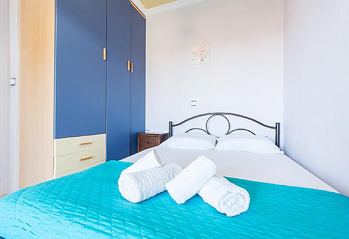  . - Villa Spartera . (Photo Gallery) }}
