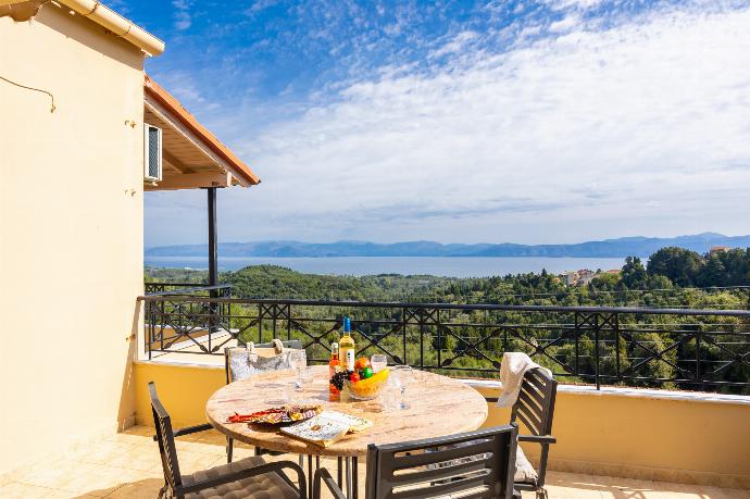 Terrace area with sea views . - Villa Spartera . (Photo Gallery) }}