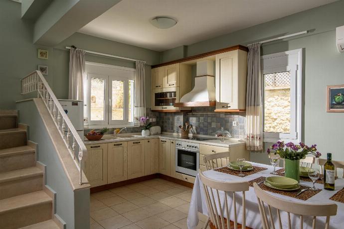  . - Villa Anemoni . (Photo Gallery) }}