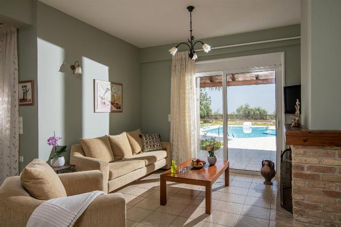  . - Villa Anemoni . (Photo Gallery) }}