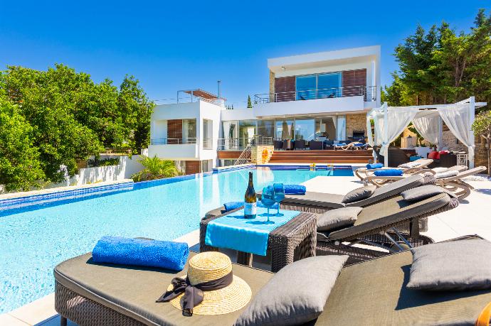 Beautiful villa with private pools, terrace, and garden with panoramic sea views . - Annabel Beach Palace . (Photo Gallery) }}