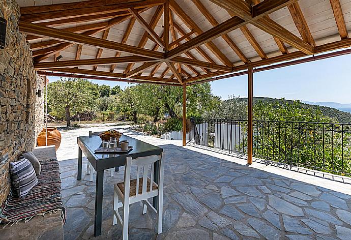  Terrace and garden area  . - Oak Tree Cottage . (Galería de imágenes) }}