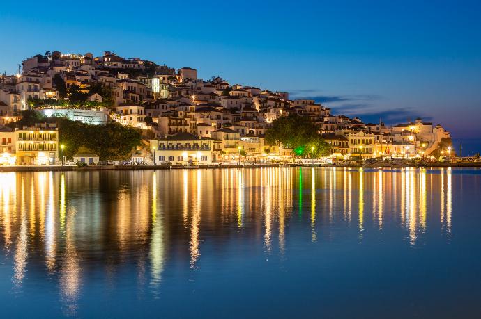 Skopelos . - Oak Tree Cottage . (Photo Gallery) }}