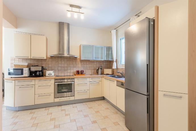 Equipped kitchen . - Katelios Villas Collection . (Fotogalerie) }}