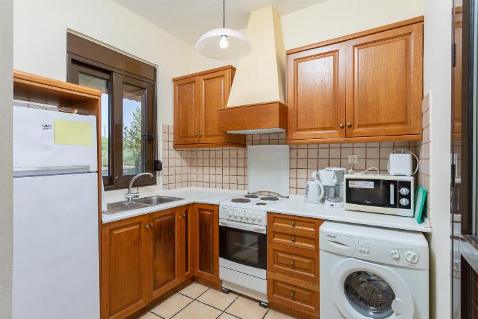 Equipped kitchen . - Kefalas Villas Collection . (Fotogalerie) }}