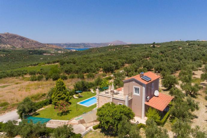 Beautiful villa with private pool and terrace . - Kalyves Villas Collection . (Galería de imágenes) }}