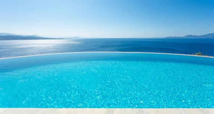  . - Villa Ivan . (Photo Gallery) }}