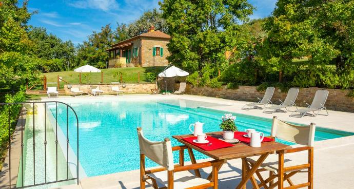  . - Villa Ivan . (Photo Gallery) }}
