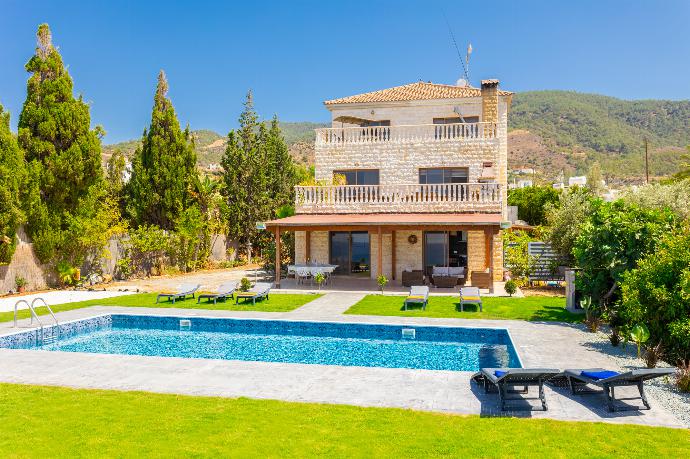 Beautiful villa with private pool and terrace with panoramic sea views . - Villa Beach Heaven . (Photo Gallery) }}