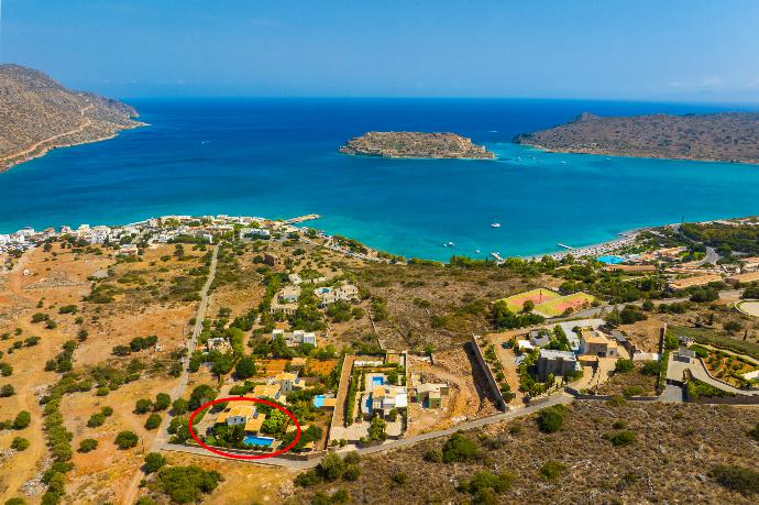 Aerial view showing location of Villa Elounda Blue . - Villa Elounda Blue . (Photo Gallery) }}