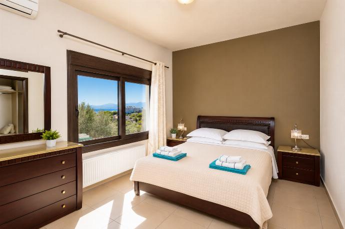  . - Villa Panorama . (Photo Gallery) }}