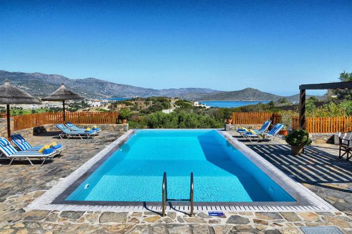 ,Beautiful villa with private pool and panoramic view . - Villa Glan Y Mor . (Photo Gallery) }}