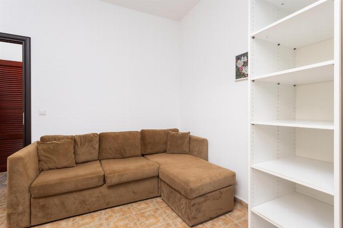 Double bedroom with A/C . - Villa Glan Y Mor . (Photo Gallery) }}