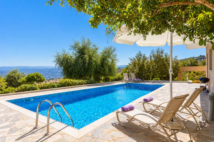  . - Villa Panorama Tria . (Photo Gallery) }}