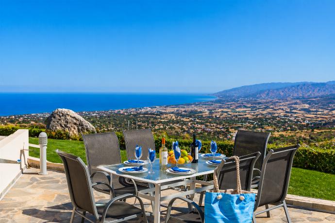  . - Villa Panorama Tria . (Photo Gallery) }}