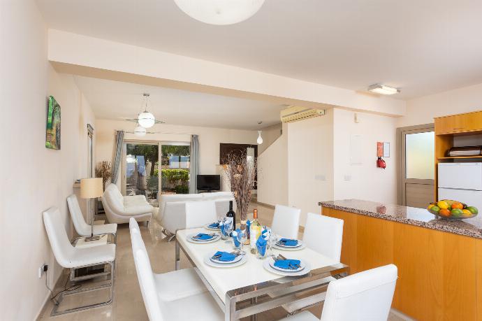 Equipped kitchen . - Villa Panorama Tessera . (Photo Gallery) }}
