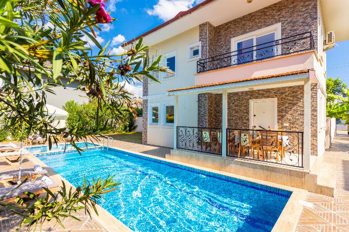 Beautiful villa with private pool and terrace . - Villa Kaya 2 . (Fotogalerie) }}