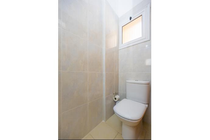  . - Villa Hera . (Photo Gallery) }}