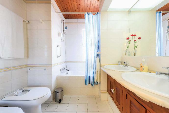 Villa Brejos Bathroom