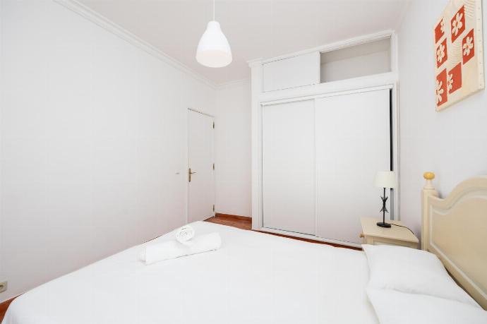 Double bedroom with A/C . - Villa Lili . (Photo Gallery) }}