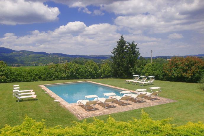 Tuscany, Cetona