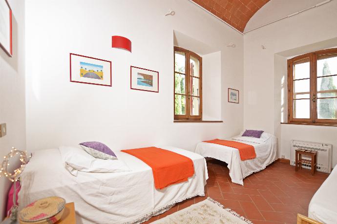  . - Villa Piandisette . (Photo Gallery) }}