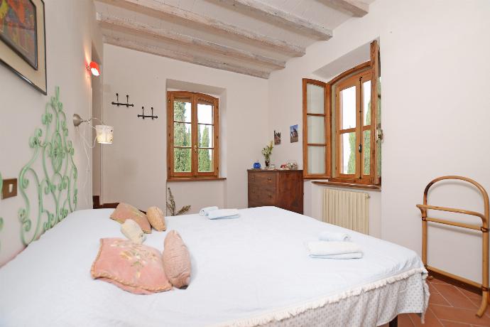  . - Villa Piandisette . (Photo Gallery) }}