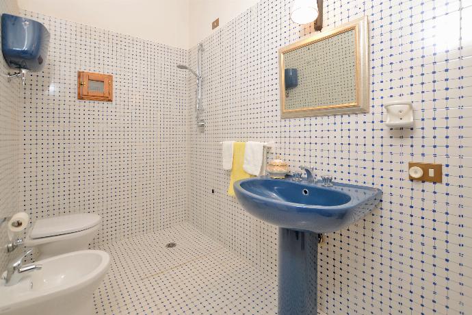  . - Villa Piandisette . (Photo Gallery) }}