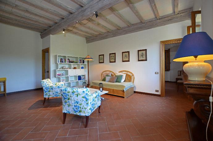  . - Villa Piandisette . (Photo Gallery) }}