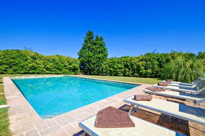  . - Villa Piandisette . (Photo Gallery) }}