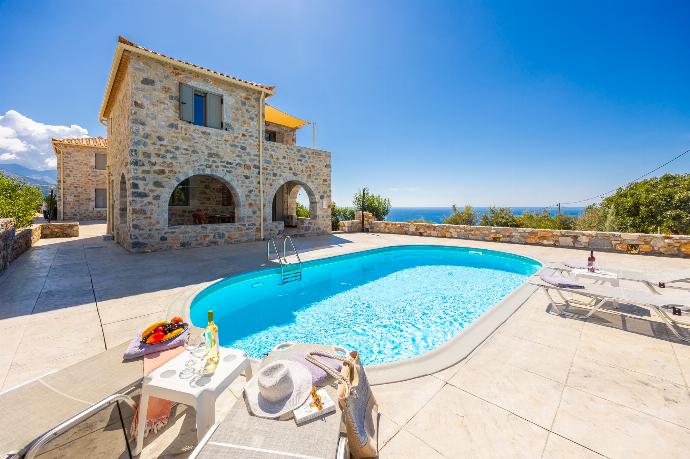 Beautiful villa with private pool and terrace with sea views . - Villa Dioni Tria . (Photo Gallery) }}