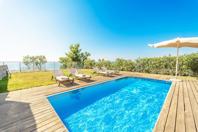  . - Villa Kalma . (Photo Gallery) }}