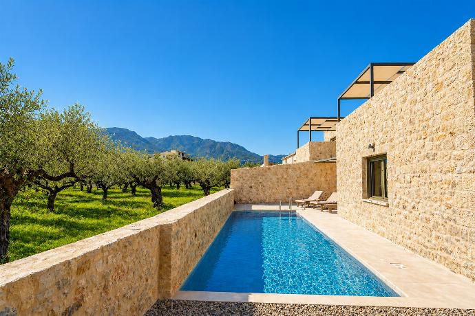  . - Villa Castillo Thio . (Photo Gallery) }}