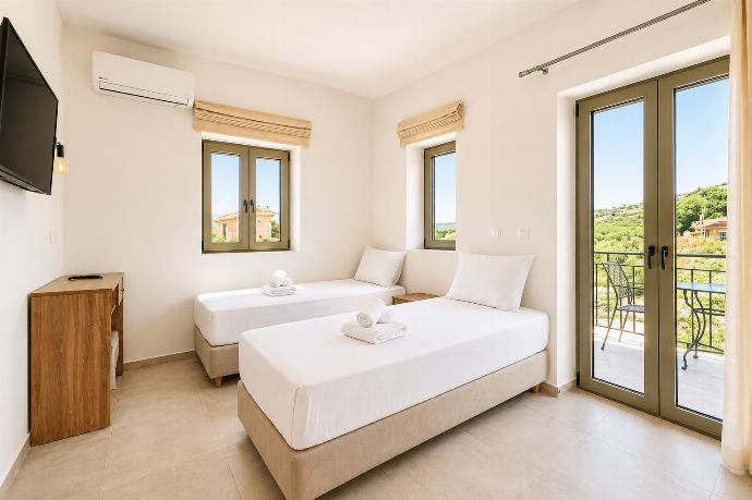  . - Villa Castillo Thio . (Photo Gallery) }}