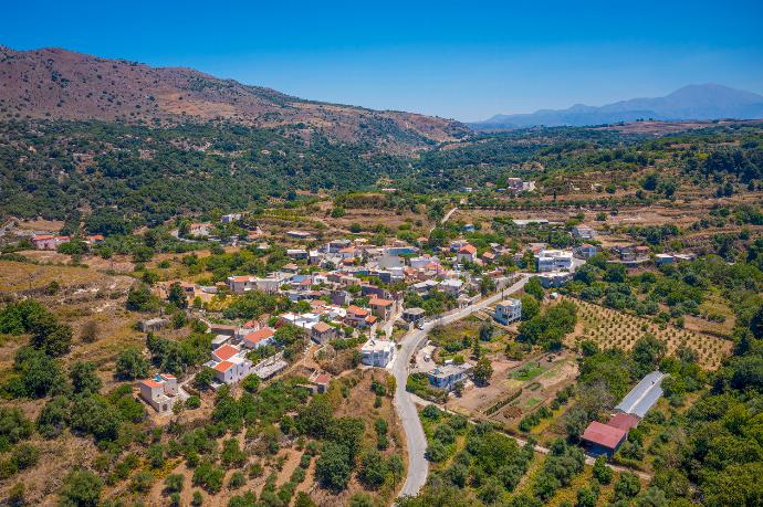  . - Villa Koupos . (Galería de imágenes) }}
