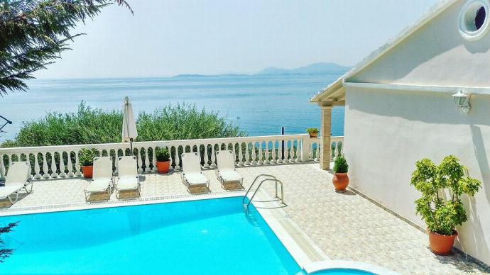 ,Beautiful villa with private pool and terrace . - Villa Theodora . (Photo Gallery) }}