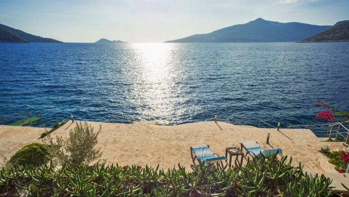 Panoramic sea views . - Villa Pavilion . (Photo Gallery) }}