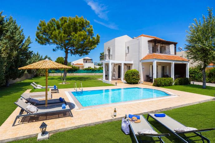 Beautiful villa with private pool, terrace, and garden . - Villa Afrodite Classico . (Photo Gallery) }}