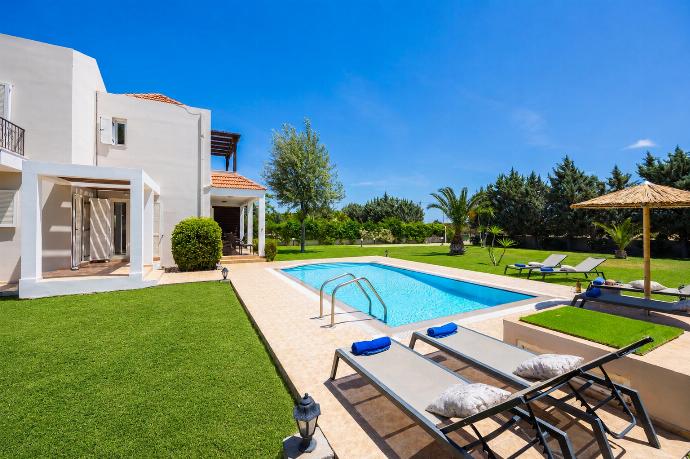 Beautiful villa with private pool, terrace, and garden . - Villa Afrodite Classico . (Photo Gallery) }}