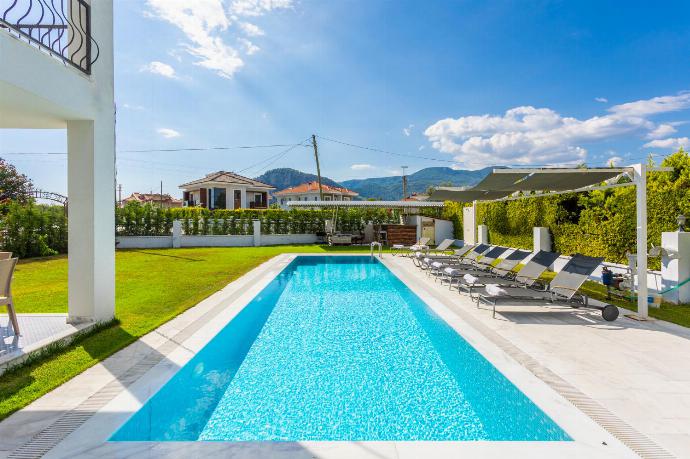 Villa Crystal
