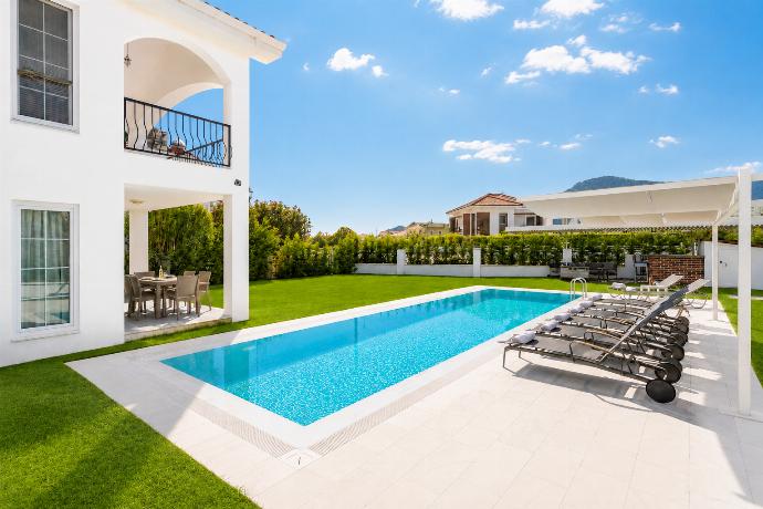 Villa Crystal