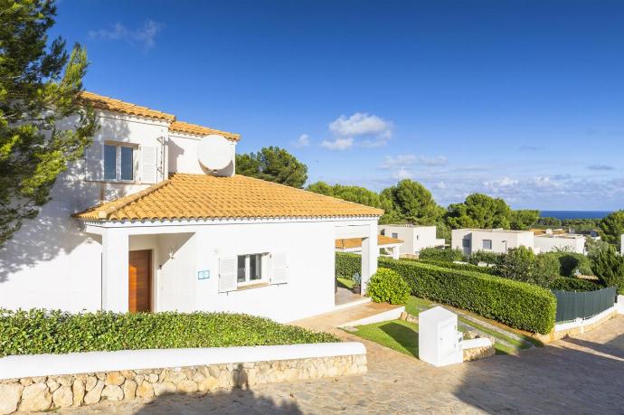 Villa Arual