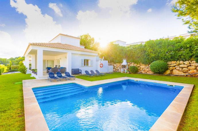 Villa Arual