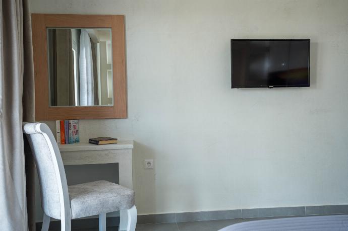  . - Villa Rudi . (Photo Gallery) }}