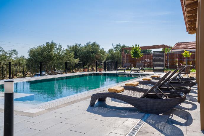 Private pool and terrace with panoramic views . - Villa Rudi . (Photo Gallery) }}