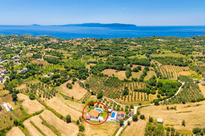  . - Villa Rudi . (Photo Gallery) }}