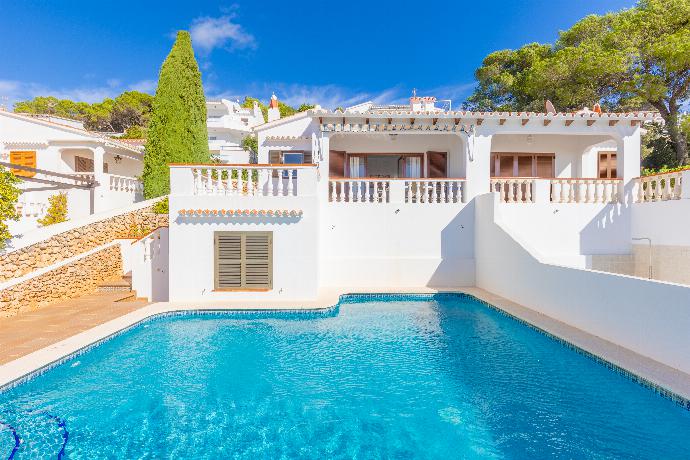 Private pool . - Villa Catalina . (Photo Gallery) }}